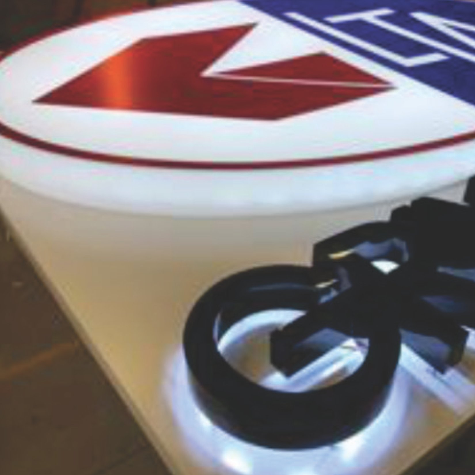 CHANNEL LETTERS